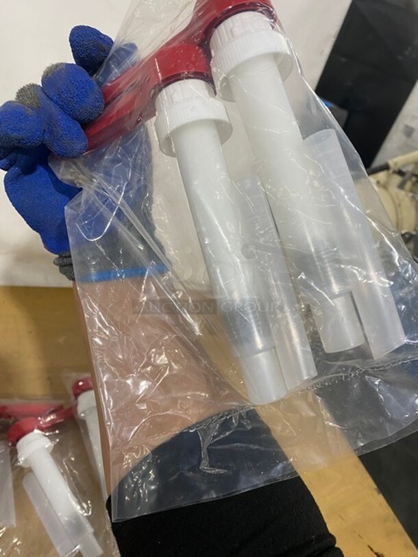 Condiment Pump! 4x Your Bid! - Image 4 of 4