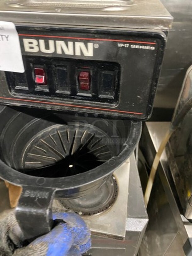 Bunn Commercial Countertop Coffee Brewing Machine! With 2 Coffee Pot Warmers! All Stainless Steel! Model: VP17 - Image 6 of 10