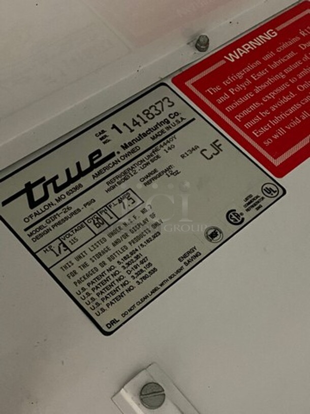 True Commercial Single Door Reach In Refrigerator Merchandiser! With View Through Door! With Poly Drink Racks! Model: GDM26 SN: 11418373 115V 60HZ 1 Phase - Image 7 of 8