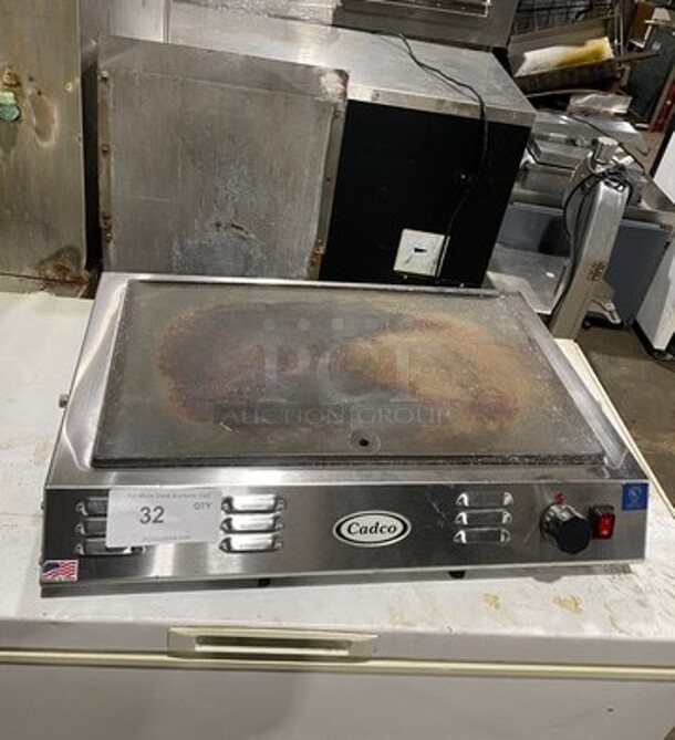 Cadco Commercial Countertop Electric Powered Flat Top Griddle! All Stainless Steel! Model: CG10 120V - Image 1 of 6