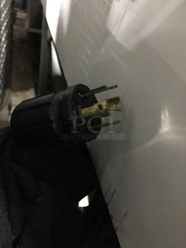 True 2 Door Reach In Freezer Merchandiser! With View Through Doors! Poly Coated Racks! WORKING WHEN REMOVED! Model: GDM49FLD SN: 8059355 115/208/230V 60HZ 1 Phase - Image 10 of 11