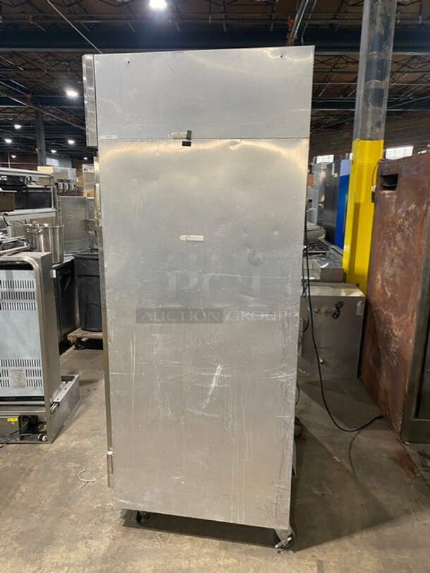 Continental Commercial 2 Door Reach In Cooler! Solid Stainless Steel! On Casters! MODEL 2R SN:15499645 115V 1PH - Image 3 of 10