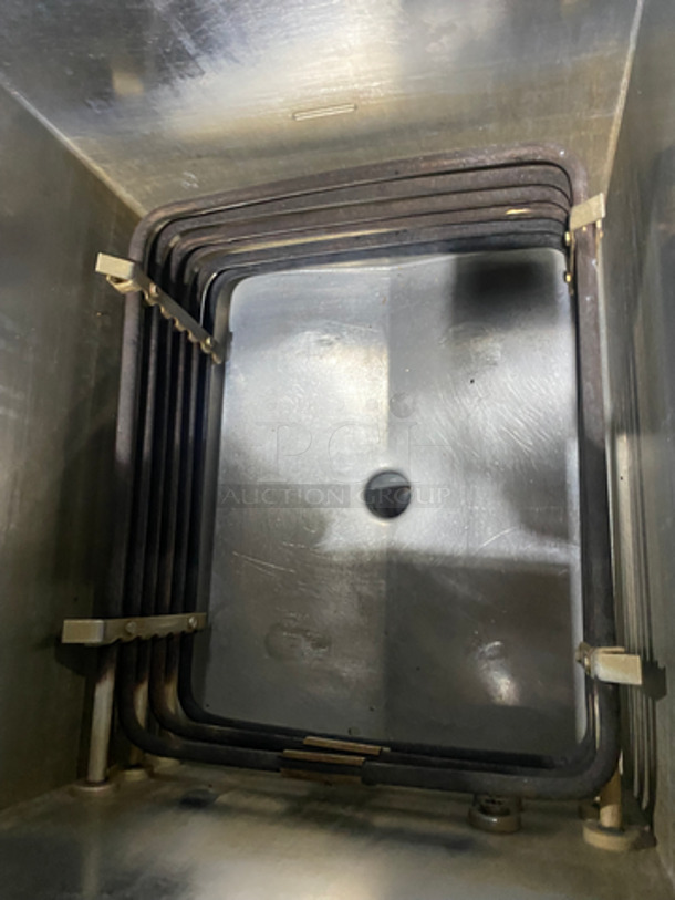 WOW! Henny Penny Commercial Electric Powered 3 Bay Open Fryer! With Fryer Covers! With Backsplash! All Stainless Steel! On Casters! - Image 6 of 10