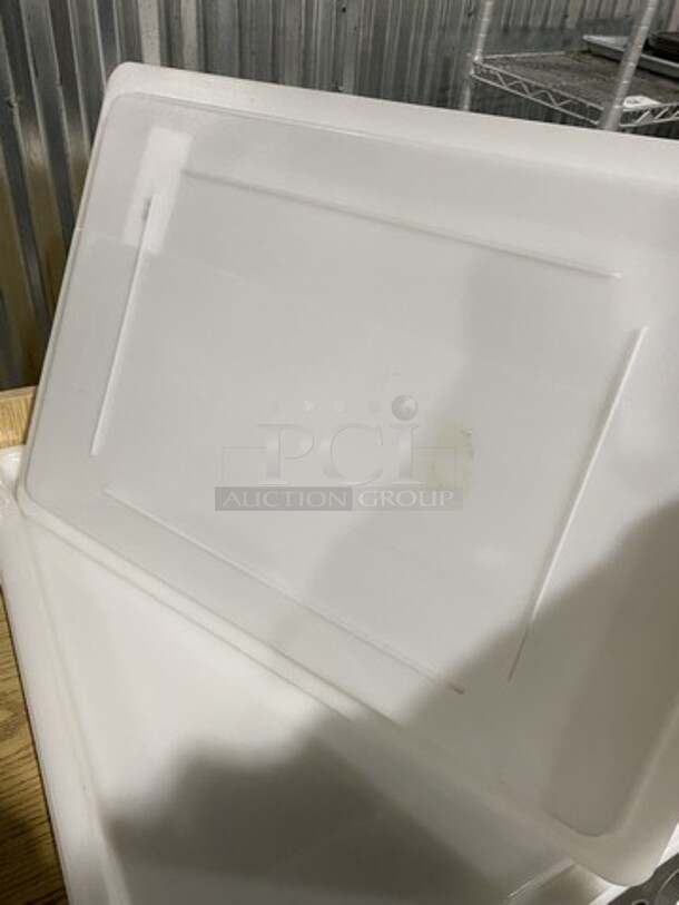 Commercial Platic Storage Bins! 4 X Your Bid! - Image 4 of 6