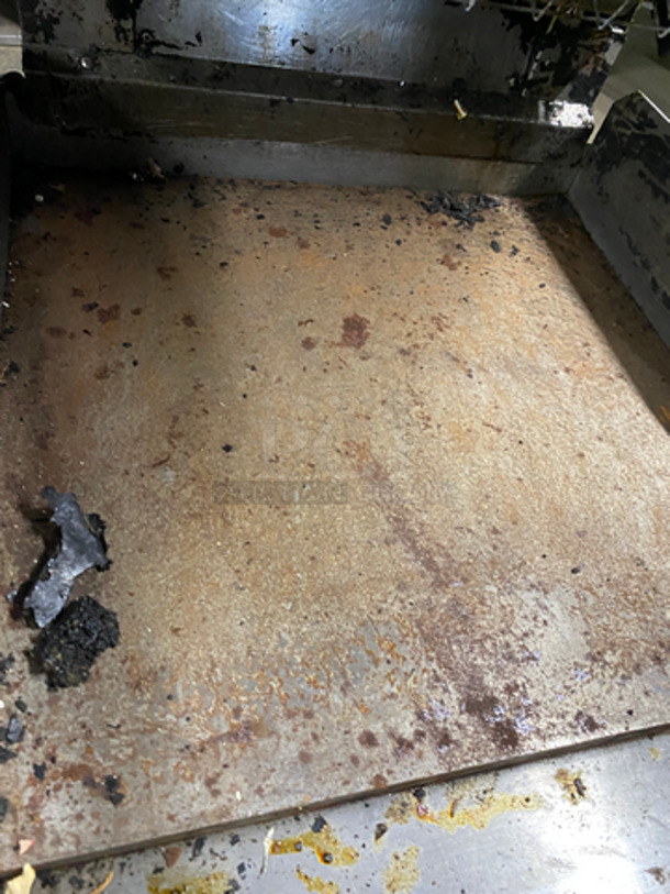 Lang Commercial Countertop Natural Gas Powered Planten 2-Sided Grill! With Side Splashes! All Stainless Steel! - Image 6 of 9