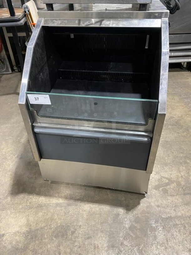 Structural Concepts Commercial Refrigerated Open Grab-N-Go Case Merchandiser! Model: HMO2636R5392 SN: 998583HQ252810 120V 60HZ 1 Phase