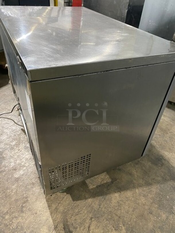 Supera Commercial 2 Door Lowboy/ Worktop Cooler! Stainless Steel! On Casters! Model: UR2R1 115V - Image 4 of 9
