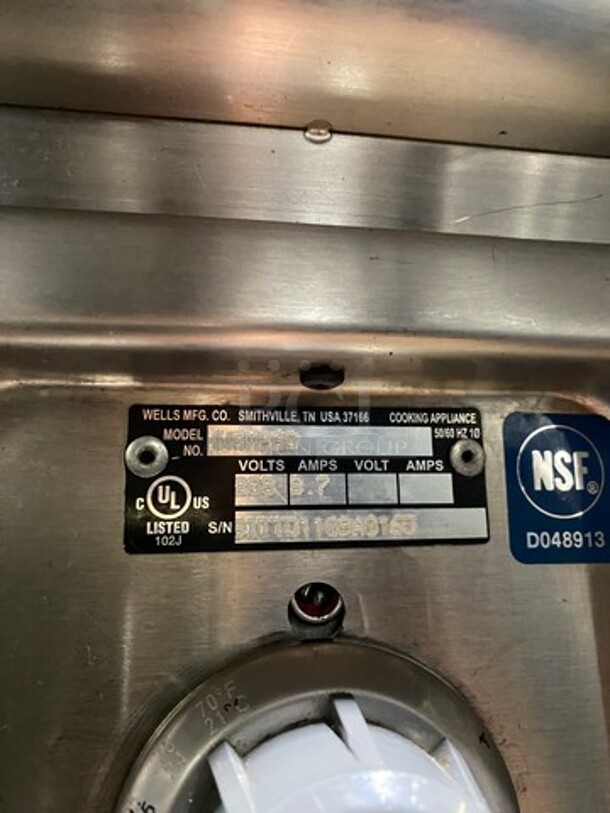 NICE! Wells Commercial Electric Powered 8 Well Steam Table! With Storage Space Underneath! All Stainless Steel With Wooden Outline! Model: HWSMP6D SN: BITTD1109A0164 208V 60HZ 1 Phase - Image 9 of 10