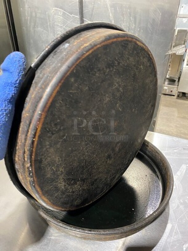 15" Round Deep-Dish Pan! 2x Your Bid! - Image 2 of 3