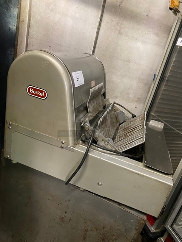 Berkel Commercial Countertop Bread Loaf Slicer! Working When Removed! - Image 2 of 7