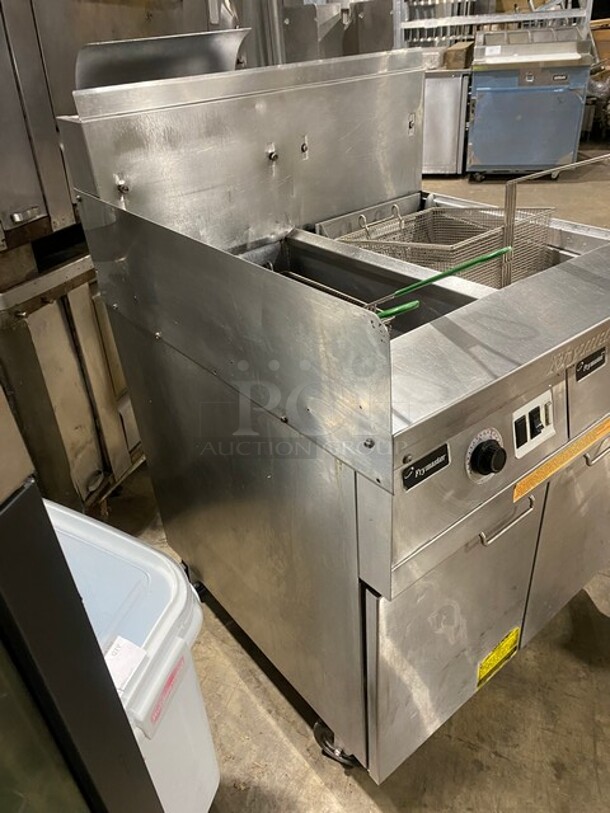 Frymaster Commercial Natural Gas Powered Deep Fat Fryer With Side Dumping Station! With Metal Frying Baskets! With Back Splash! All Stainless Steel! On Casters! Model: FM145ESC SN: 0204GH0013! - Image 2 of 11