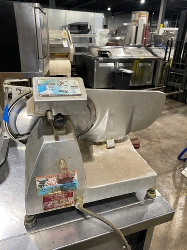 Fleetwood Commercial Countertop Deli/ Meat Slicer! All Stainless Steel! Model: M250S 115V 60HZ 1 Phase - Image 3 of 9