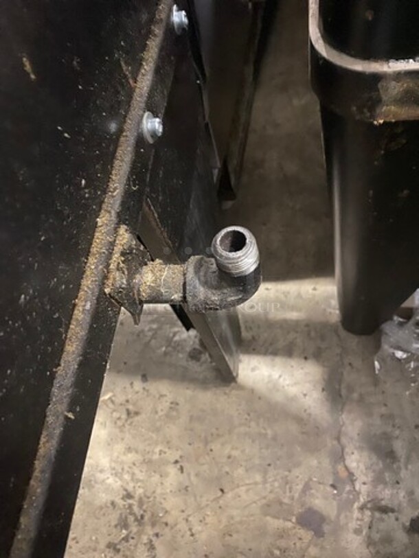 Peerless Commercial Natural Gas Powered Double Deck Baking/ Pizza Oven! With Stones! All Stainless Steel! On Legs! - Image 9 of 11