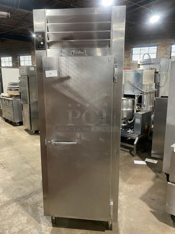 Traulsen Commercial Single Door Reach In Cooler! All Stainless Steel! On Legs! Model: RHT132WUT033 SN: T447620C99! 115V 60HZ 1 Phase! Working When Removed! 
