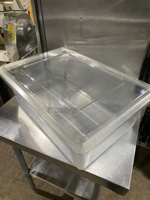 Cambro Clear Poly Food Container! With Lid! - Image 4 of 6