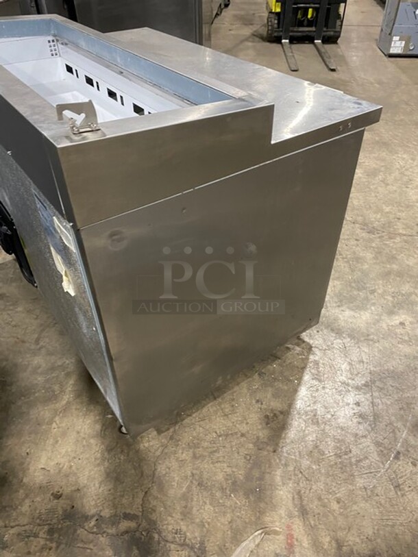 Maxx Cold Commercial Refrigerated Pizza Prep Table! With Single Door Storage Space! All Stainless Steel! On Casters! Model: MXCPP50 SN: 6023925 115V 60HZ 1 Phase - Image 4 of 8