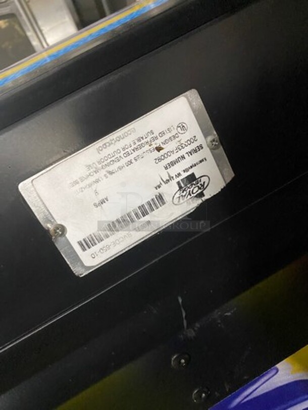 Royal Vendors Commercial Drink Vending Machine! 10 Drink Selections! With Bill And Coin Acceptor! Suitable For Indoor And Outdoor Use! Model: RVCDE65010 SN: 200333FA00092 115V 60HZ 1 Phase - Image 5 of 9