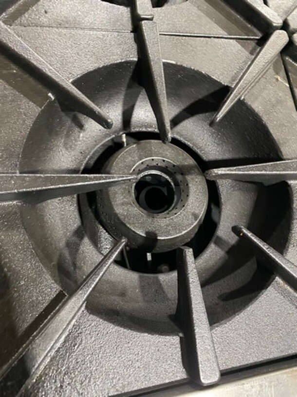 NICE! Vulcan Commerical Natural Gas Powered 10 Burner Stove! With 2 Oven Underneath! All Stainless Steel! On Casters! - Image 7 of 11