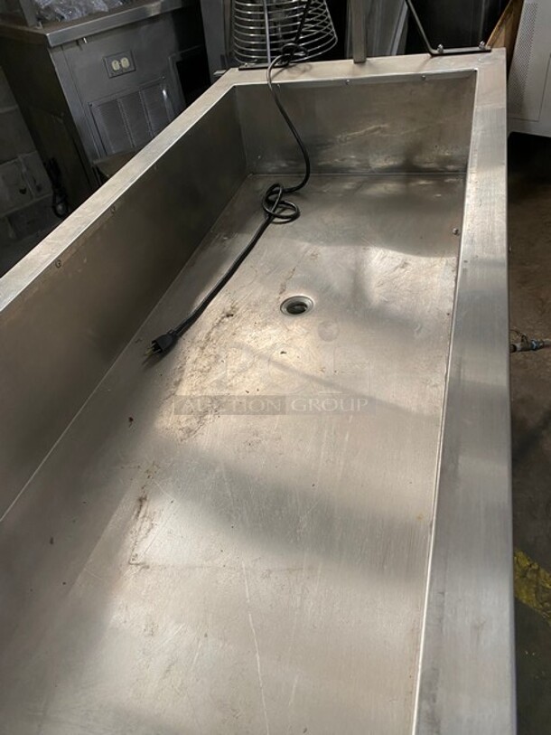 Vollrath Commercial Refrigerated Food Serving Station Counter/ Cold Pan! With Sneeze Guard! With Lowering Prep Line! Stainless Steel Body! On Casters! Model: R3871660 SN: B31500809205001 120V 60HZ 1 PH - Image 6 of 9