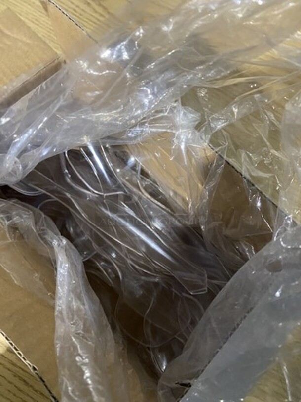 Clear White Platic Serving Spoon! - Image 3 of 6