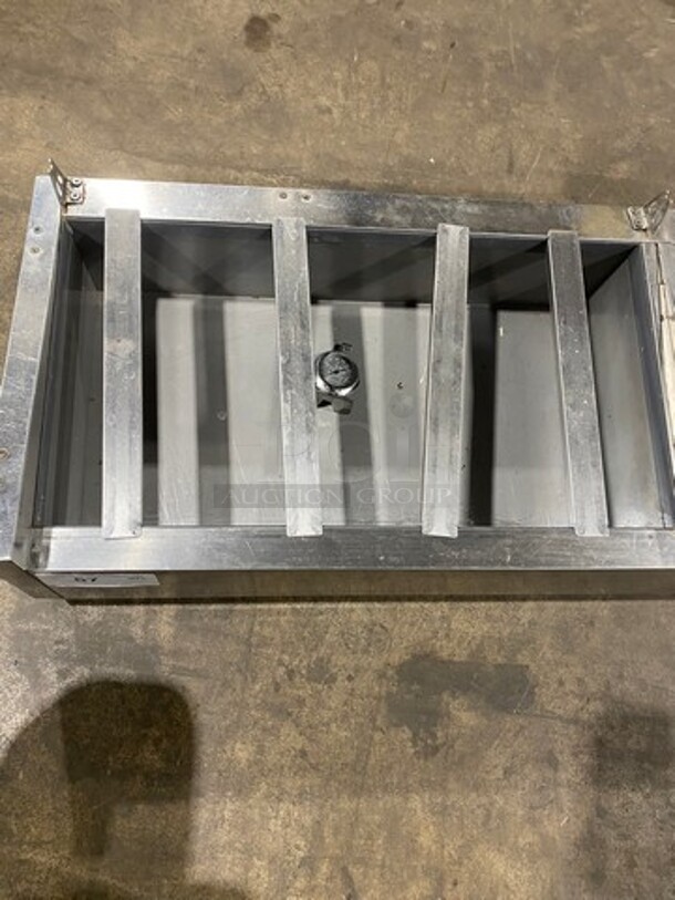 Avantco Commercial Countertop Electric Powered Food Warmer! Stainless Steel Body! - Image 6 of 10