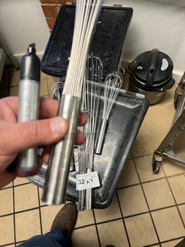 Assorted Size Handheld Whisk! 7x Your Bid! - Image 4 of 5