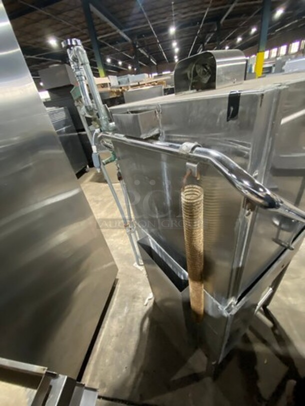 WOW! Hobart Commercial Pass-Through Dishwasher! All Stainless Steel! On Legs! Model: AM12 SN: 12045138 200/240V 60HZ 1 Phase - Image 4 of 10