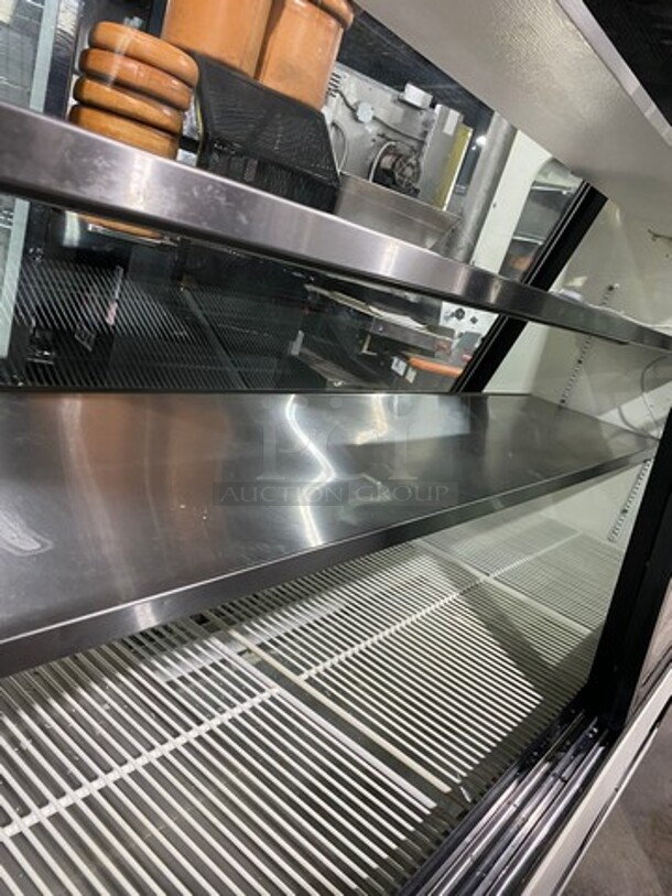 True Commercial Refrigerated Deli/Bakery Display Case! With Slanted Front Glass! With Sliding Glass Rear Access Doors! All Stainless Steel! Model: TDBD722 SN: 13739133 115V 60HZ 1 Phase - Image 6 of 7