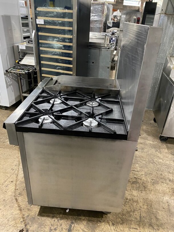 Southbend Heavy Duty Commercial Natural Gas Powered 4 Burner Stove! With Raised Back Splash! With Oven Underneath! All Stainless Steel! On Casters! Model: P32D-BBB SN: 05M09248! - Image 2 of 11