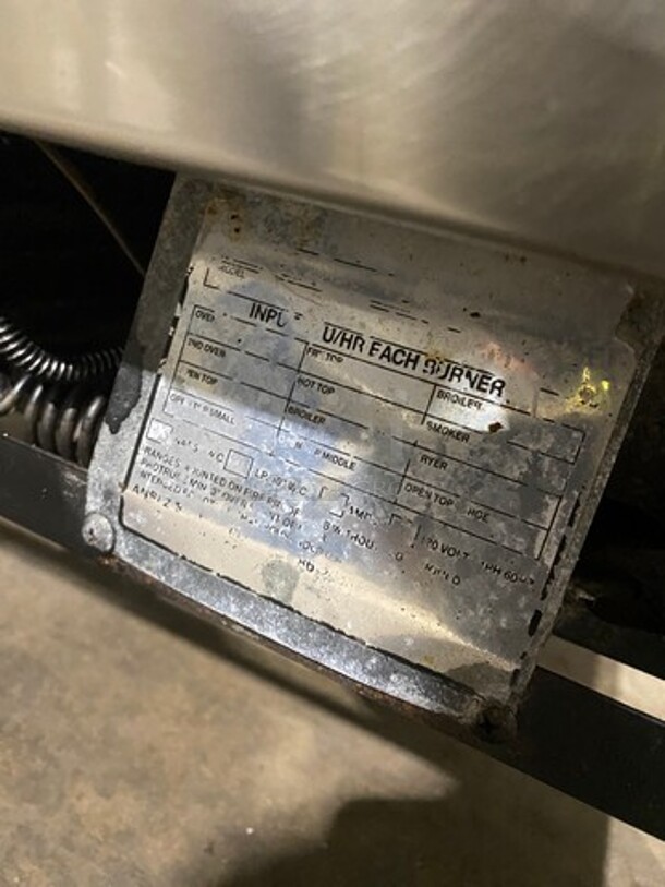 Jade Range Commercial Natural Gas Powered French Top/Hot Plate Stove! With Full Size Oven Underneath! With Metal Oven Racks! With Backsplash And Double Overhead Shelves! All Stainless Steel! On Casters! - Image 8 of 9