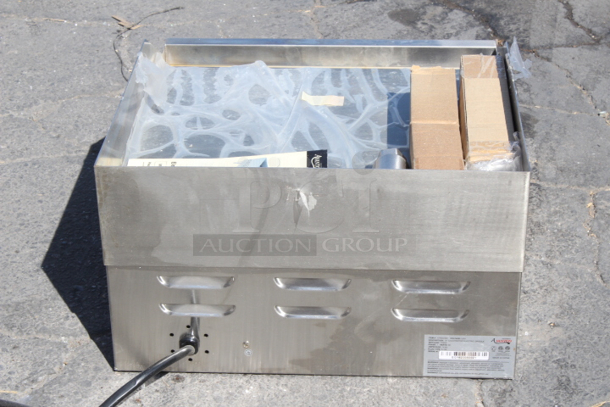 BRAND NEW SCRATCH & DENT! Avantco EG16N 16" Electric Countertop Griddle - 120V, 1750W. PRISTINE CONDITION. OUT OF ORIGINAL PACKAGING. S/N: EG1623050021 - Image 5 of 6
