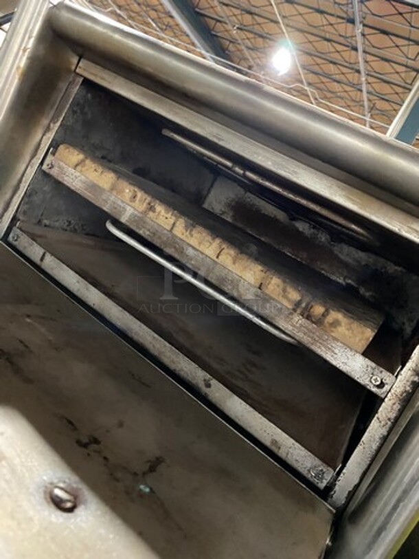 Cecilware Commercial Electric Powered Pizza Oven! With Stones! All Stainless Steel! On Legs! Model: PO18 120V - Image 7 of 8