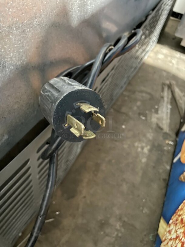 Masterbilt Standex Commercial Triple Glass Reach In Freezer Merchandiser! With Poly Coated Racks! 115/220V 1 Phase! Model: BLG-74-HGP SN: 199124 LEE01! - Image 9 of 9