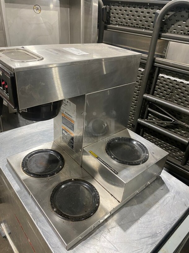 Bunn! Bunn CWTStainless Steel Commercial Countertop 3 Burner Coffee Machine Warmer!MN:VP17-3  120 Volts, 1 Phase! - Image 2 of 8