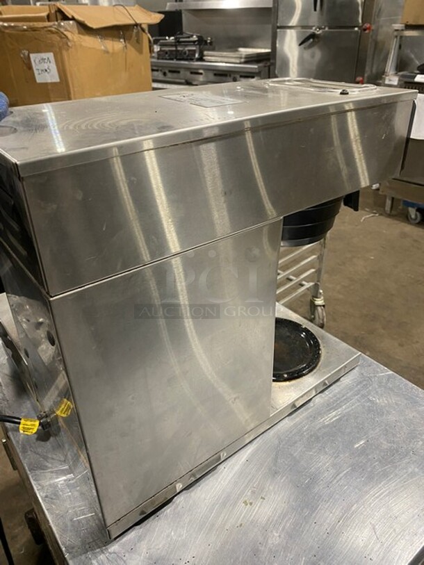 Bunn! Bunn CWTStainless Steel Commercial Countertop 3 Burner Coffee Machine Warmer!MN:VP17-3  120 Volts, 1 Phase! - Image 4 of 8