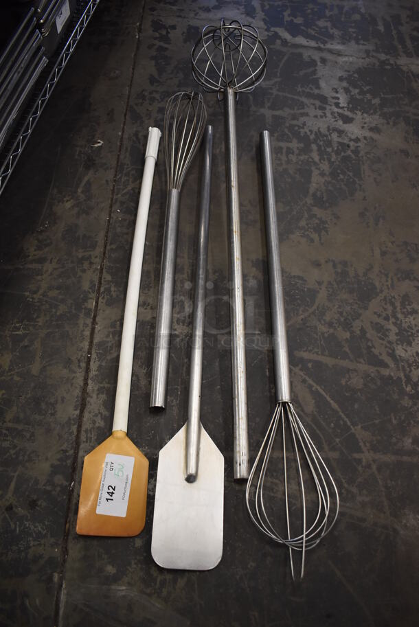 ALL ONE MONEY! Lot of 5 Various Items; 3 Whisks and 2 Paddles. Includes 5x1x42 - Image 3 of 3