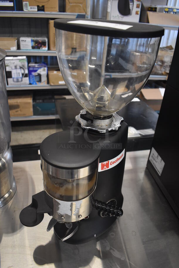 Cecilware HC-600 Metal Commercial Countertop Espresso Bean Grinder. 110 Volts, 1 Phase. 8.5x14.5x22. Tested and Working!