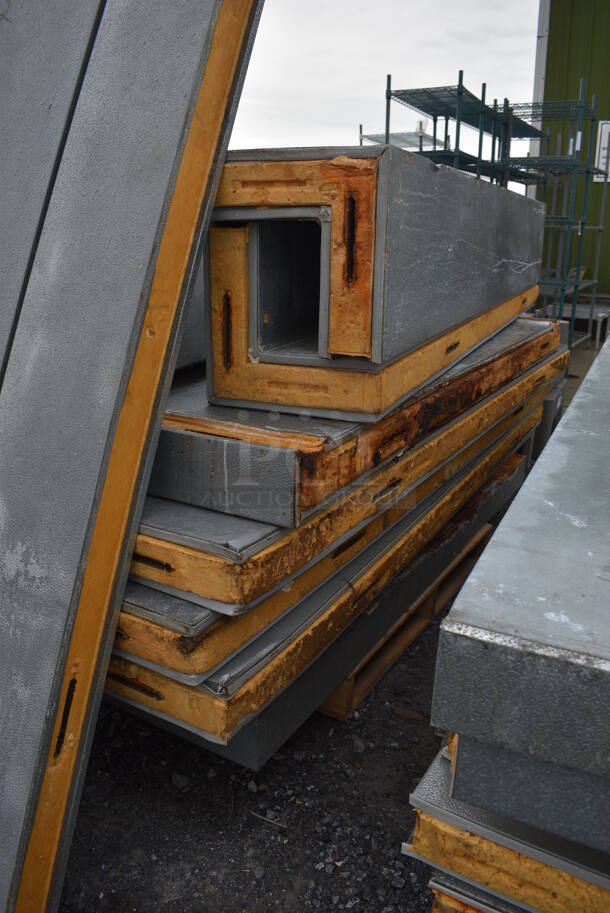 Norlake 6'x6'x7.5' SELF CONTAINED Walk In Freezer Box w/ Floor, Copeland Model KAJB-010E-CAV-800 Compressor and Norlake Model CPF100C Condenser. Picture of the Unit Before Removal Is Included In the Listing. 208-230 Volts, 1 Phase. - Image 3 of 8
