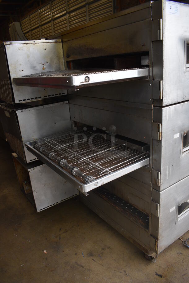 3 Lincoln Impinger Model 1600-015-AL Stainless Steel Commercial Natural Gas Powered Conveyor Pizza Oven on Commercial Casters. Bottom Oven Does Not Have Conveyor Belt. 110,000 BTU. 82x61x66. 3 Times Your Bid! - Image 3 of 9