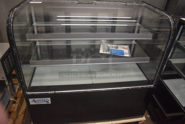BRAND NEW SCRATCH AND DENT! Avantco BC-48-HC 48" Curved Glass Black Refrigerated Bakery Display Case. Missing Top Pane of Glass. 110-120 Volt 1 Phase. Tested and Working! - Image 1 of 6