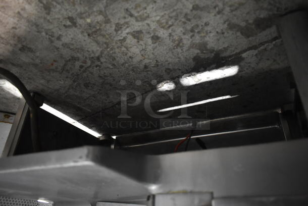 Stainless Steel Commercial Countertop Automatic Meat Slicer w/ Blade Sharpener. Tested and Working! - Image 5 of 5