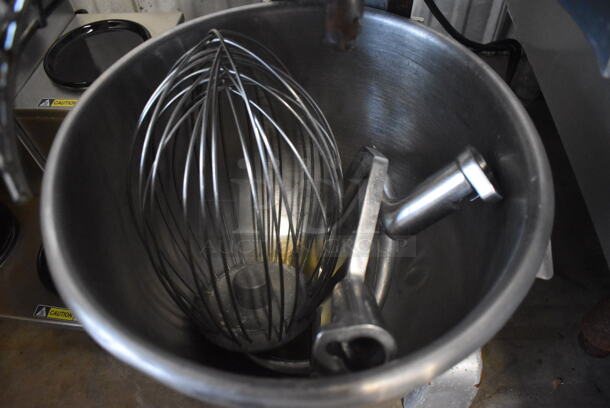 Smart Chef M20 Metal Commercial 20 Quart Planetary Dough Mixer w/ Mixing Bowl, Bowl Guard, Whisk, Dough Hook and Paddle Attachments. 110 Volts, 1 Phase. 15x20x31. Tested and Powers On But Parts Do Not Move - Image 4 of 6