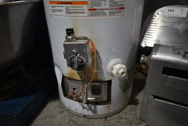 2013 General Electric GE GG40T06AVG01 Metal Natural Gas Powered Water Heater. 36,000 BTU.  - Image 4 of 5
