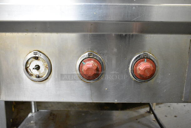 Stainless Steel Commercial Electric Powered Flat Top Griddle w/ Under Shelf on Commercial Casters. This Unit Was In Working Condition When the Restaurant Closed. (kitchen) - Image 5 of 9