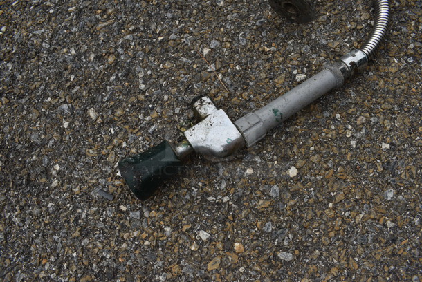 Spray Nozzle Attachment for Sink - Image 2 of 3