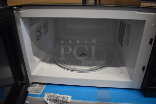 BRAND NEW IN BOX! Hamilton Beach P11043ALH-WTB1 Metal Countertop Microwave Oven w/ Plate. 120 Volts, 1 Phase. 22x19x12 - Image 4 of 5