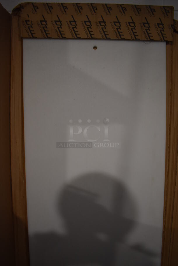BRAND NEW IN BOX! True White Cutting Board. 67x19.5x0.25 - Image 4 of 6