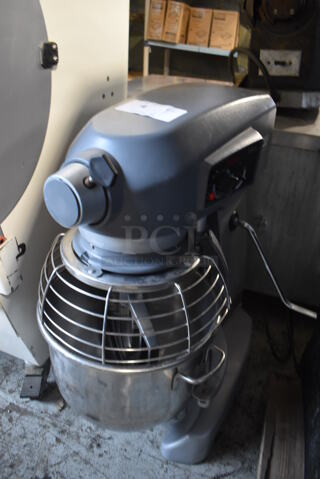 Hobart Legacy HL200 Metal Commercial Countertop 20 Quart Planetary Dough Mixer w/ Stainless Steel Mixing Bowl, Bowl Guard and Paddle Attachment. 100-120 Volts, 1 Phase. 19x23x29.5. Tested and Working!