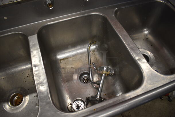 Stainless Steel Commercial 3 Bay Sink w/ Dual Drainboards, Faucet and Handles. 90.5x27x43. Bays 16x21x12. Drainboards 16x23x2 - Image 3 of 5
