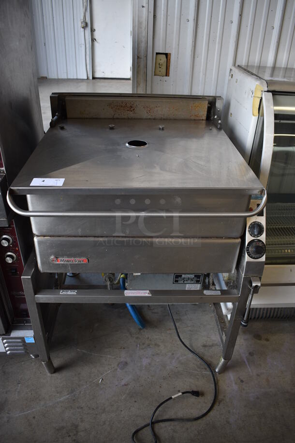 Market Forge 30-STGL Stainless Steel Commercial Natural Gas Powered Floor Style Braising Pan. 105,000 BTU. 36x37x45